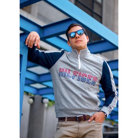 🍒NWOT Tommy Hilfiger Men's 1/2 Zip Pullover Kangaroo Pocket Large‎ Logo-Large - Picture 3 of 8